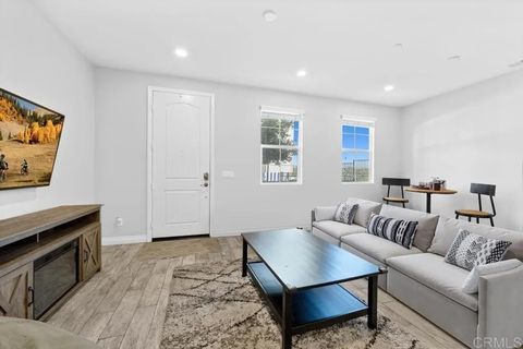 Tiny photo for 40344 Calle Real Real, Murrieta, CA 92563 (MLS # NDP2510417)