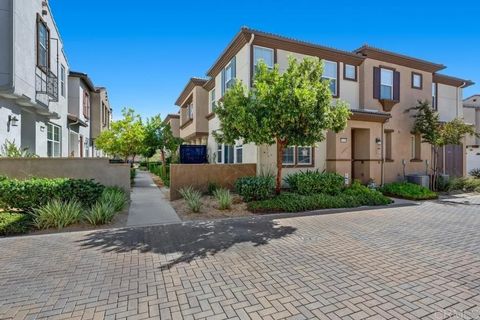 Tiny photo for 40344 Calle Real Real, Murrieta, CA 92563 (MLS # NDP2510417)