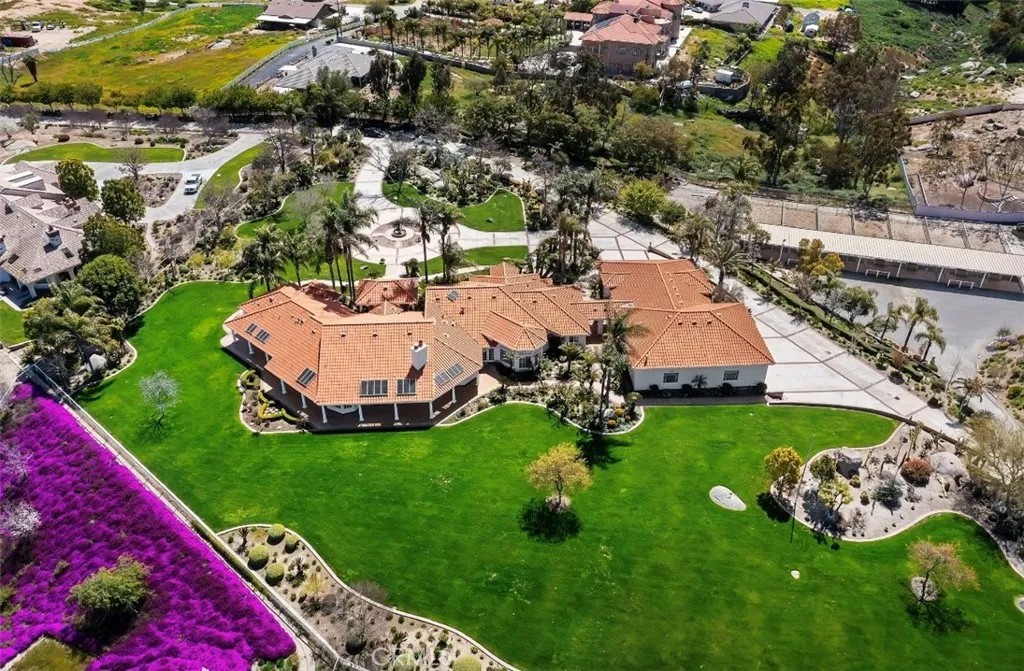 15980 Summit Crest Drive