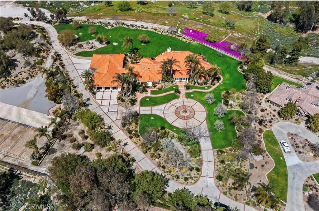 15980 Summit Crest Drive
