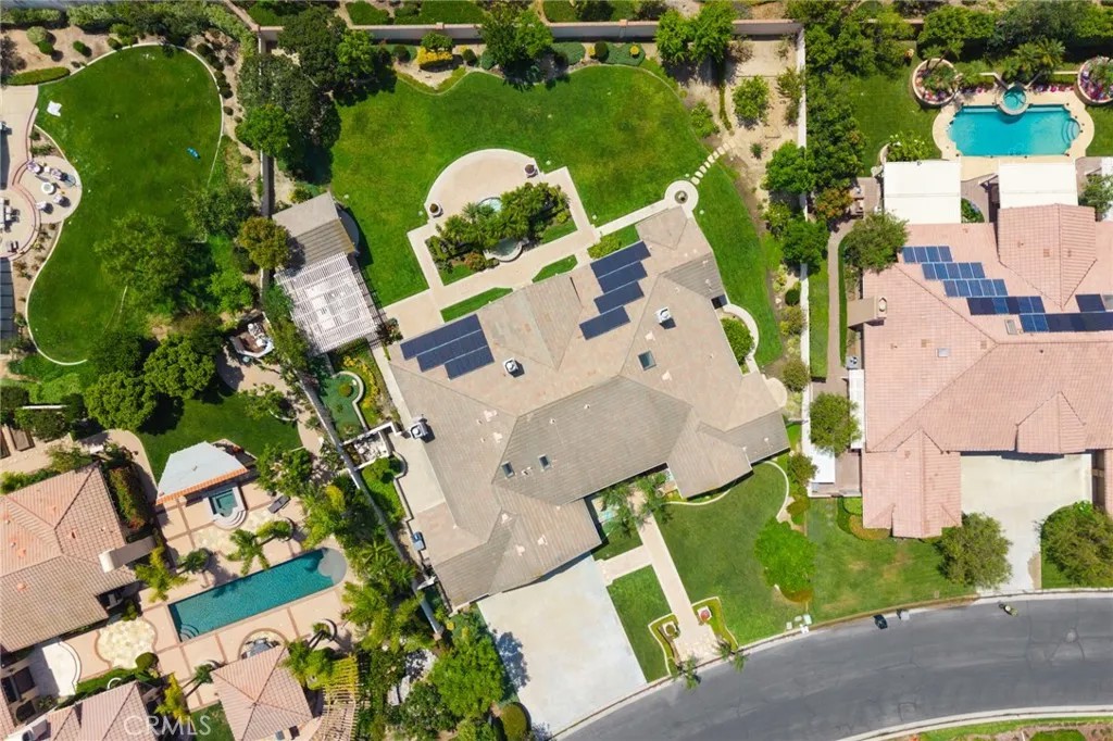 6810 Sycamore Glen