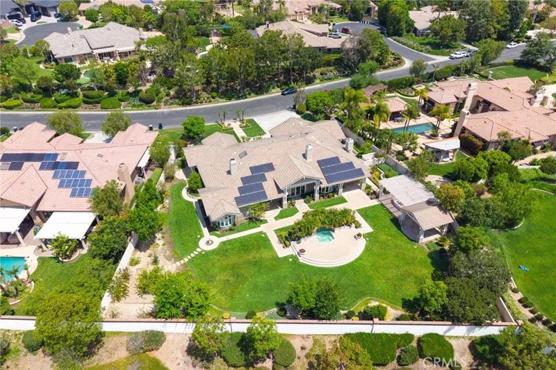 6810 Sycamore Glen