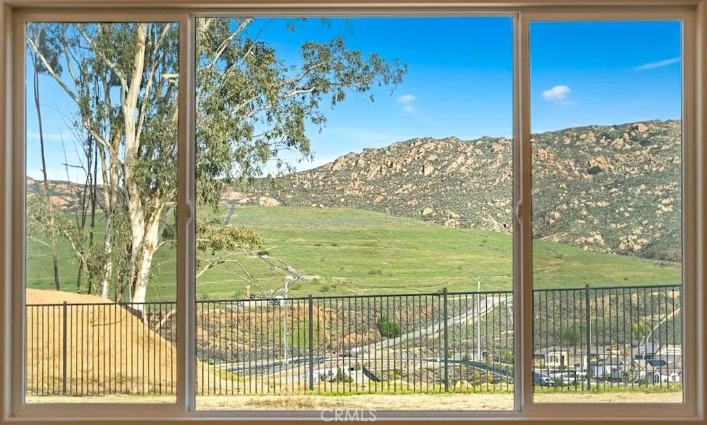 Photo of 8044 Country Mile Lane, Riverside, CA 92507 (MLS # WS26051880)