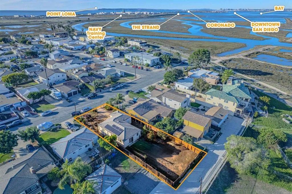 Photo of 425 8th St, Imperial Beach, CA 91932 (MLS # PTP2508847)