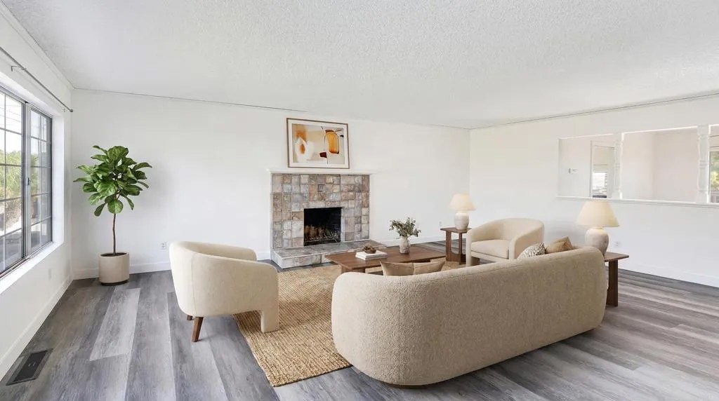 3984 N Granada