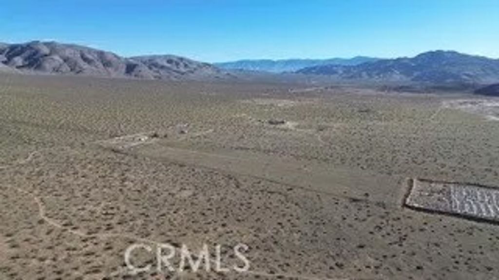 Photo of 0 Oldenberg, Apple Valley, CA 92307 (MLS # HD25275331)