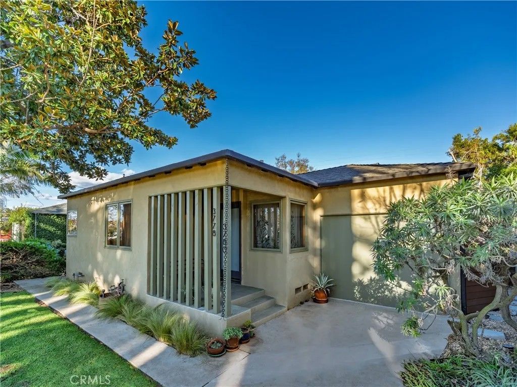 Photo of 3778 Meier, Los Angeles, CA 90066 (MLS # SR26010122)