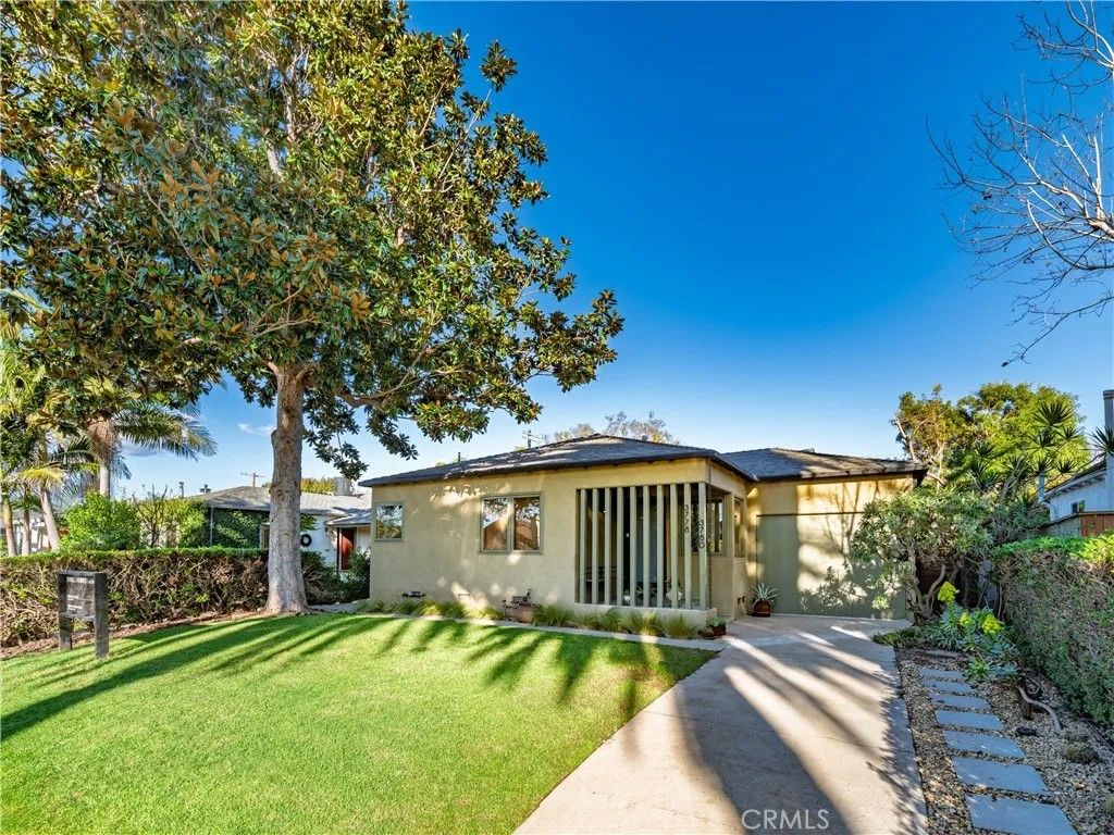 Photo of 3778 Meier, Los Angeles, CA 90066 (MLS # SR26010122)