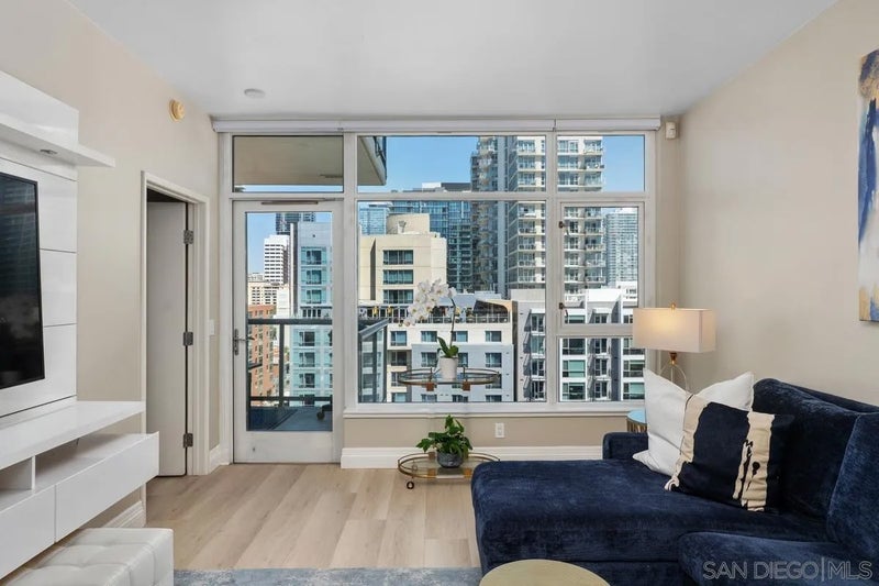427 9TH Ave 1008