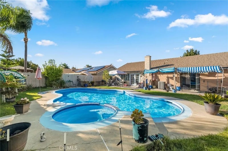 25663 Jonestown Drive