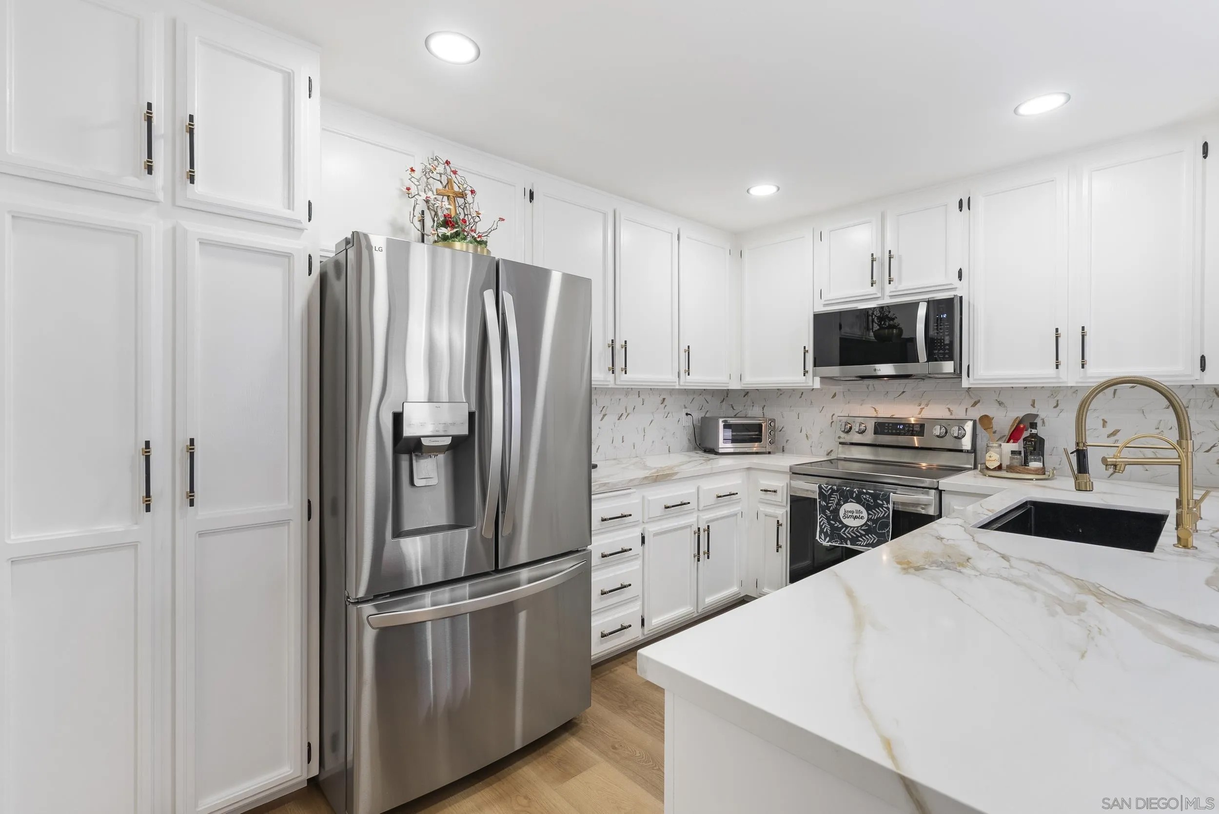 5645 Friars Road 387