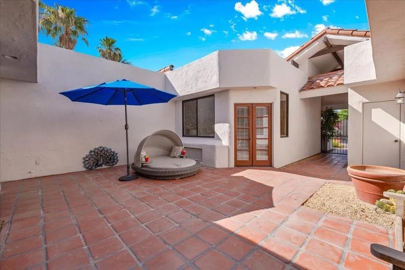 78020 Calle Norte