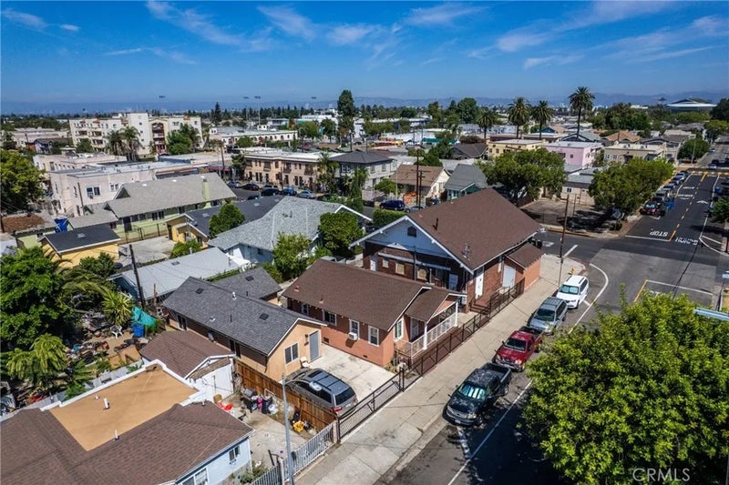 4255 Menlo