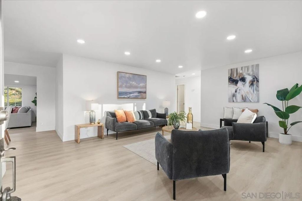 Photo of 517 Worthington St, Spring Valley, CA 91977 (MLS # 2600636)