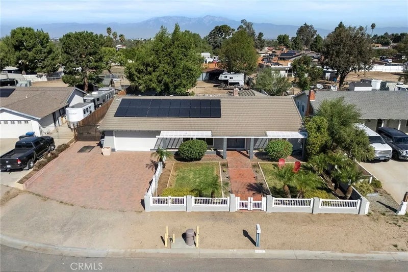 3591 Chestnut Drive