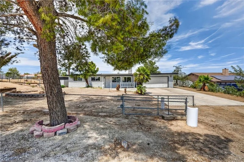 15842 Malpais Lane