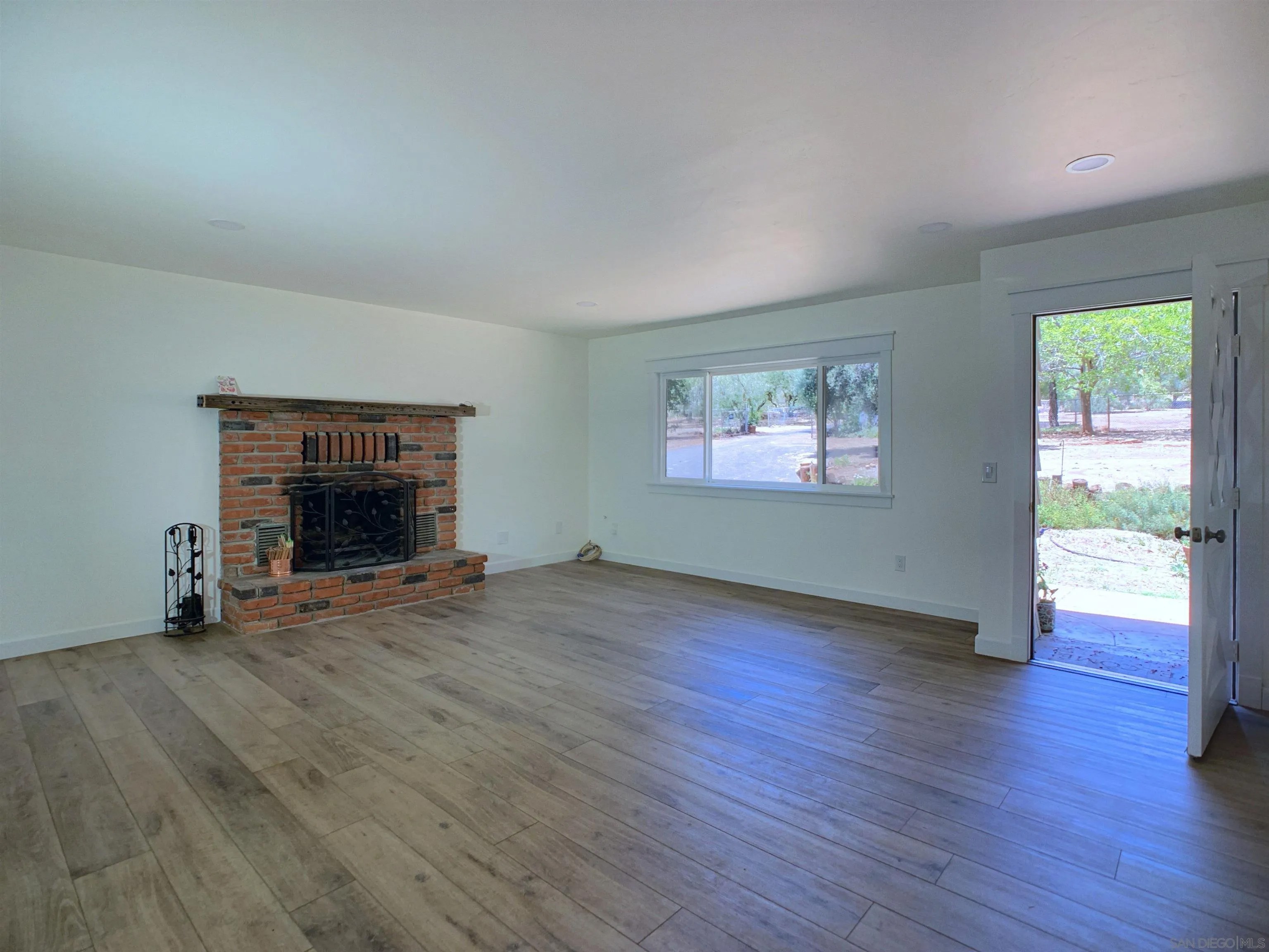 23453 JAPATUL VALLEY RD
