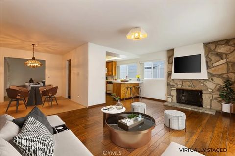 Photo of 12720 Sanford Street, Los Angeles, CA 90066 (MLS # SB26103126)