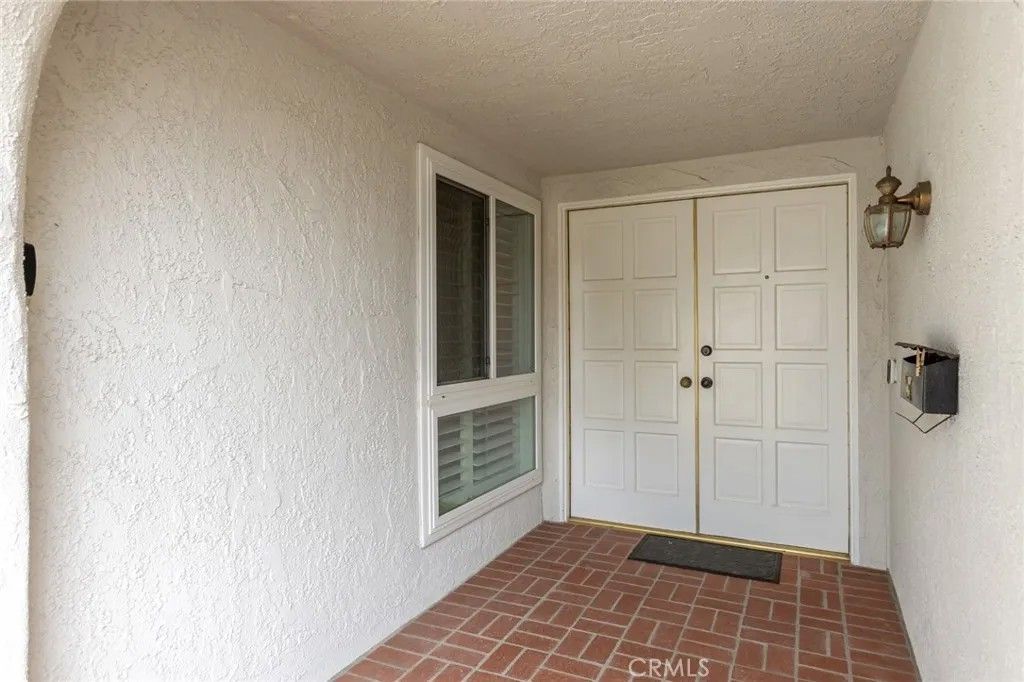 Photo of 12720 Sanford Street, Los Angeles, CA 90066 (MLS # SB26103126)