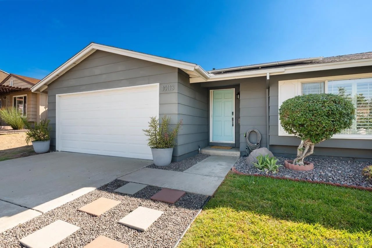10113 Gem Tree Way