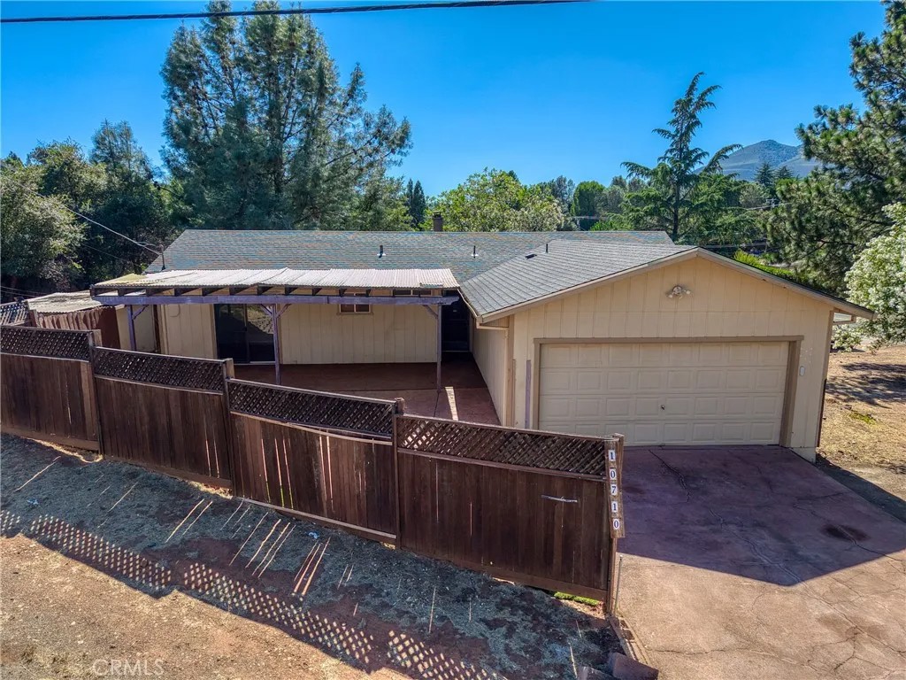 10710 Sunset Ridge