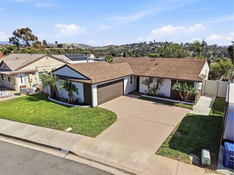 Photo of 564 Azalea Street, Chula Vista, CA 91911 (MLS # 260023925)