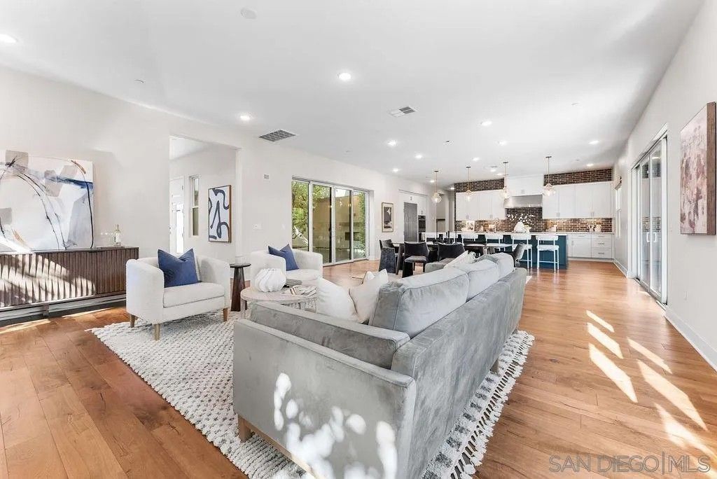 Photo of 5330 Sweetwater Trl, San Diego, CA 92130 (MLS # 260002309)