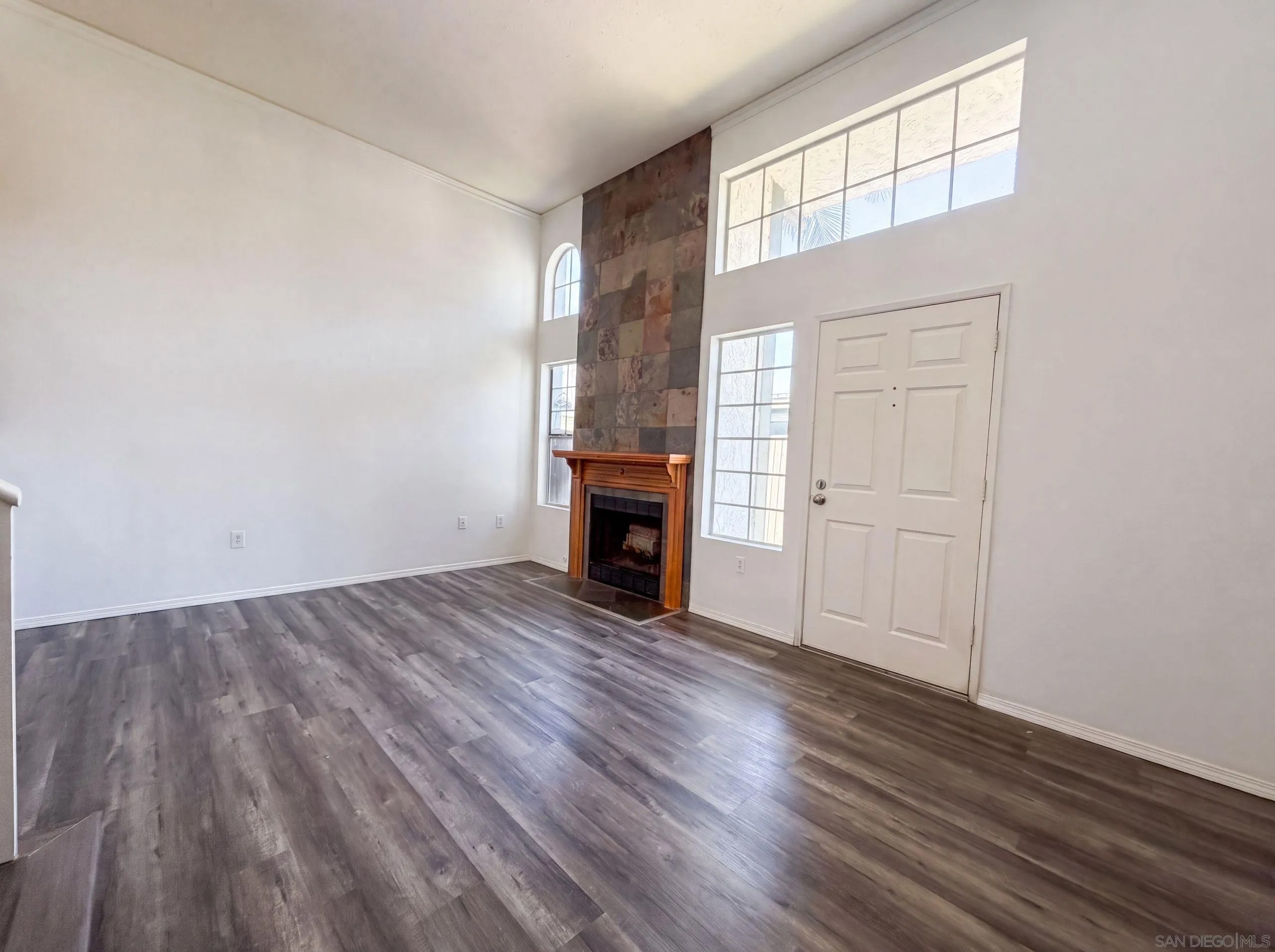 8745 Spring Canyon 16