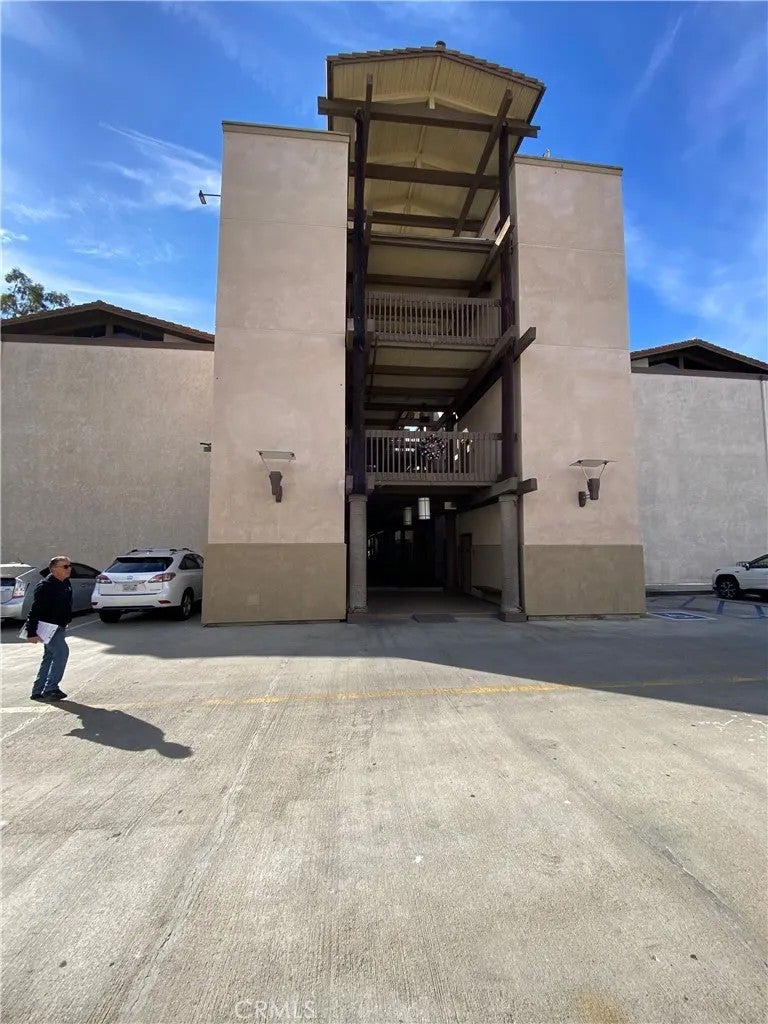 5216 Marina Pacifica South