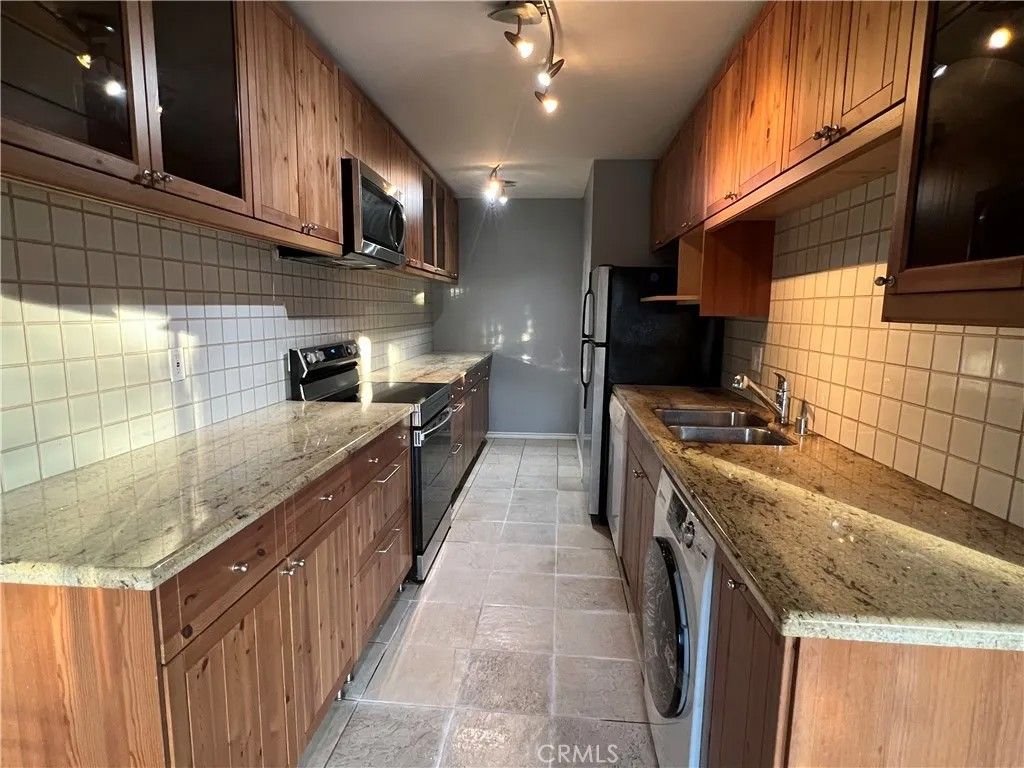 Photo of 700 Westmount Drive #202, West Hollywood, CA 90069 (MLS # WS26081003)