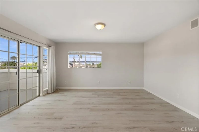 257 W 14th 1
