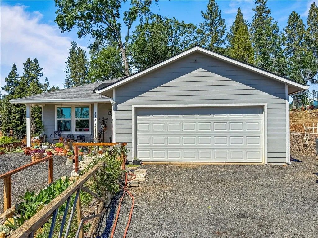 Photo of 1561 Henson Road, Paradise, CA 95969 (MLS # OR26071498)