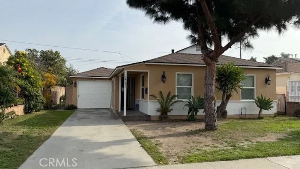 Photo of 14022 Sylvanwood Ave, Norwalk, CA 90650 (MLS # SW25280726)