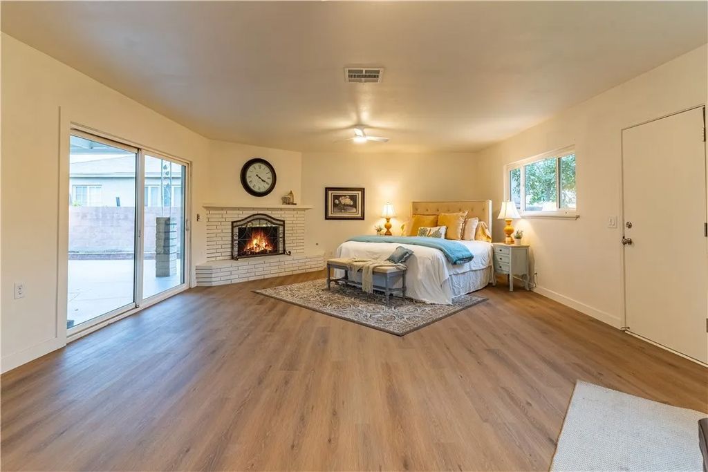 Photo of 3766 Lofton Pl, Riverside, CA 92501 (MLS # CV26093842)