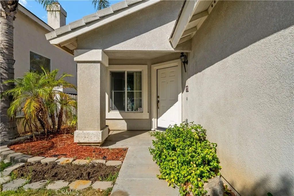 Photo of 26678 Silver Oaks, Murrieta, CA 92563 (MLS # SW26007922)