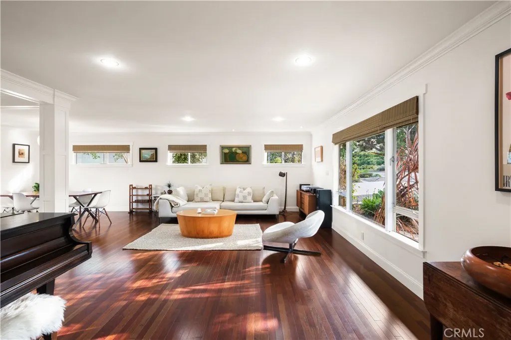 31852 Paseo Alto Plano
