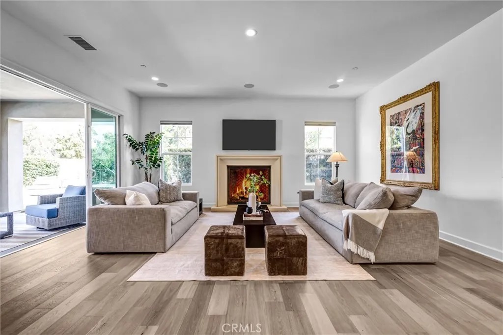 2491 N La Colina Court