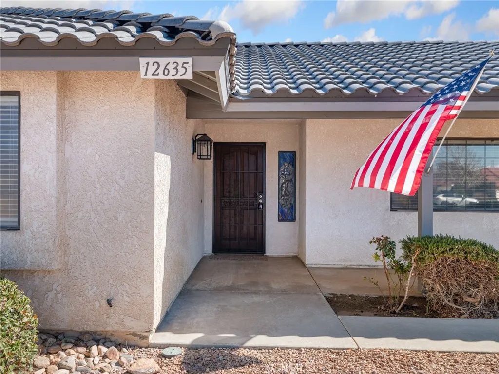 Photo of 12635 Sorrel Drive, Apple Valley, CA 92308 (MLS # HD26039375)