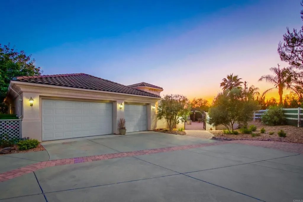 1495 Meredith Road