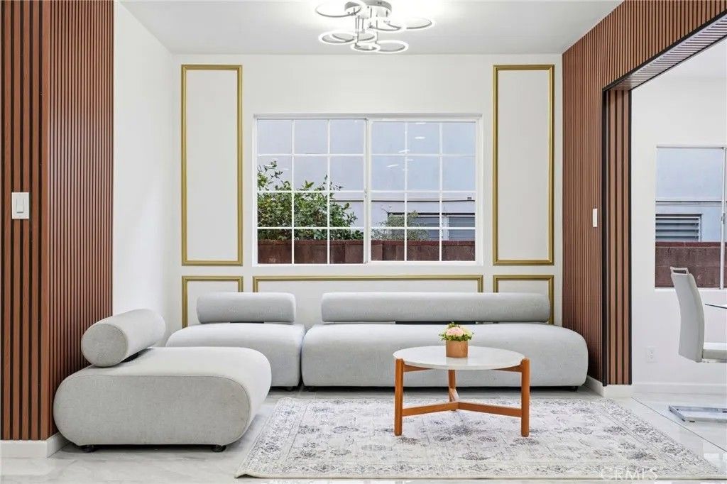 Photo of 18114 Schoenborn St, Northridge, CA 91325 (MLS # SR26058034)