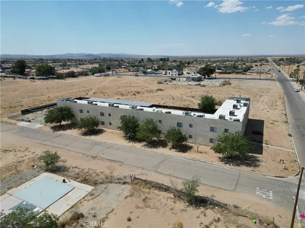 18000 Pearmain Street