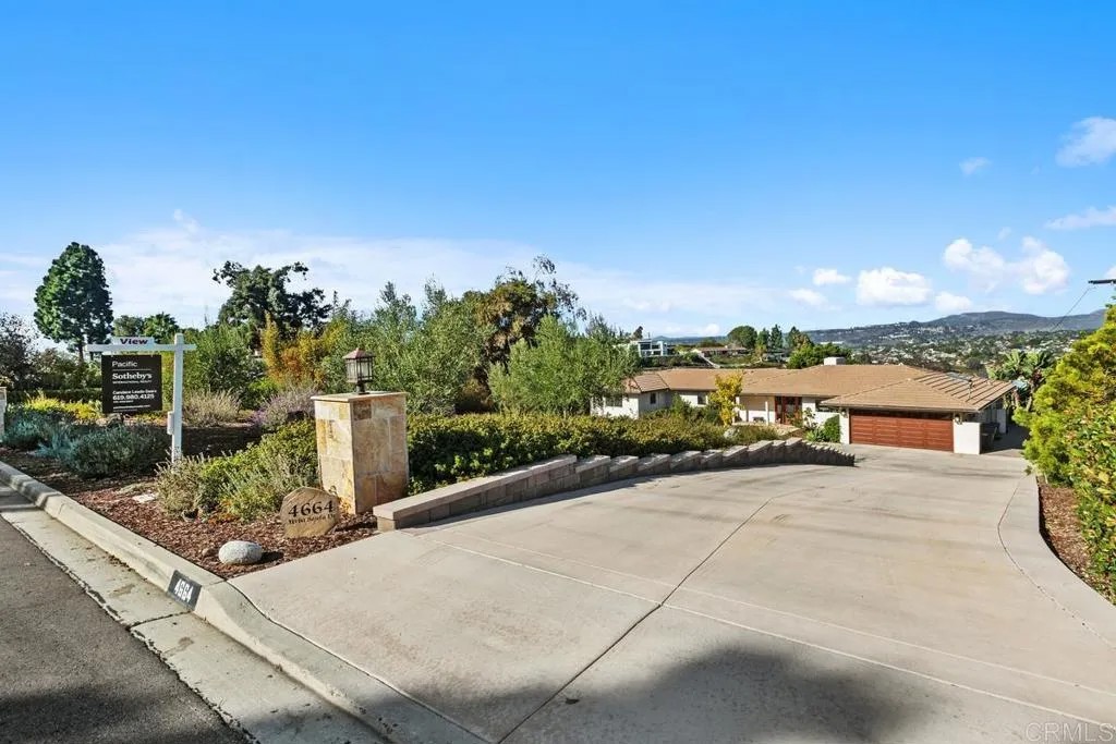 4664 YERBA SANTA DRIVE