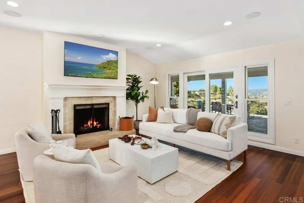 4664 YERBA SANTA DRIVE