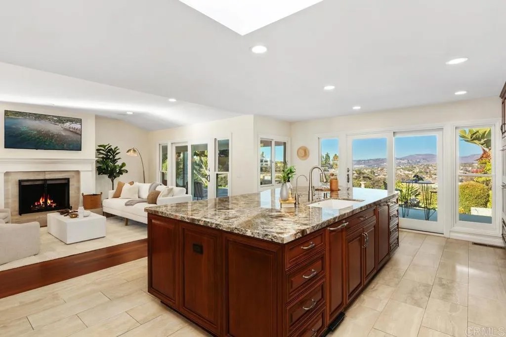 4664 YERBA SANTA DRIVE