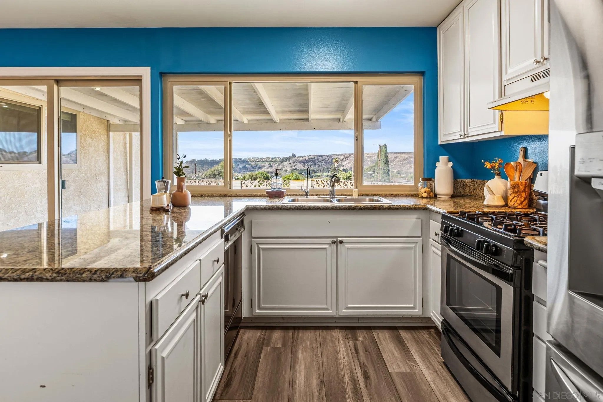 6796 Greenbrier Court