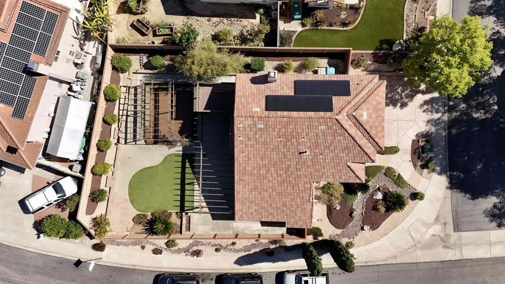 11810 Calamar Drive