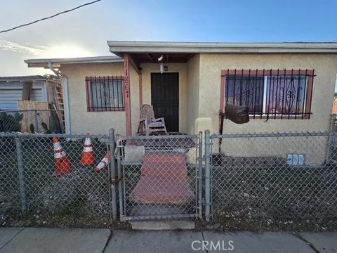 Photo of 11867 S Broadway, Los Angeles, CA 90061 (MLS # IG26030129)