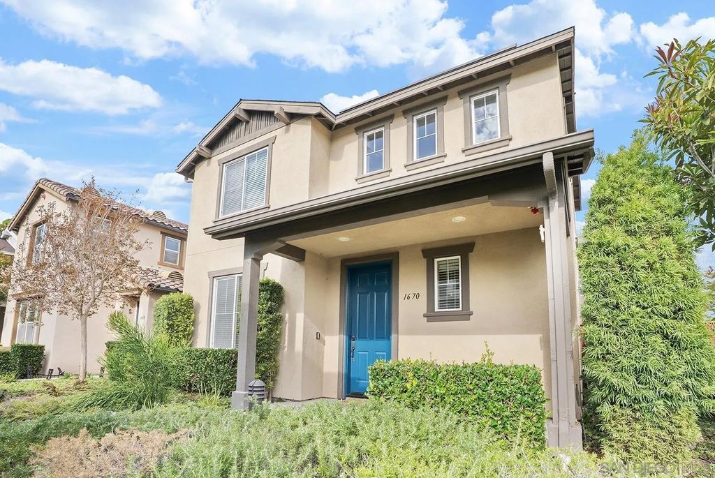 Photo of 1670 Grasshopper Ln, Chula Vista, CA 91915 (MLS # 250044095)