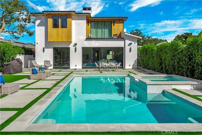 16706 Magnolia