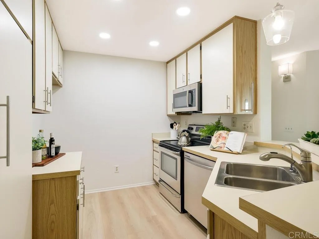 7263 Camino Degrazia 31